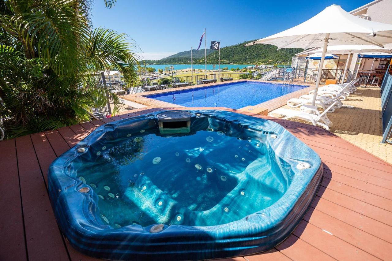 Ocean View 16A Studio Pool & Spa Wi-Fi Airlie Beach Eksteriør billede